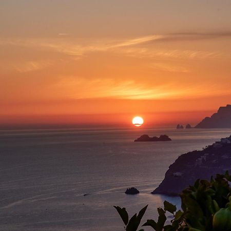 Casa Serena With Sea View กองกาเดมารีนี ภายนอก รูปภาพ